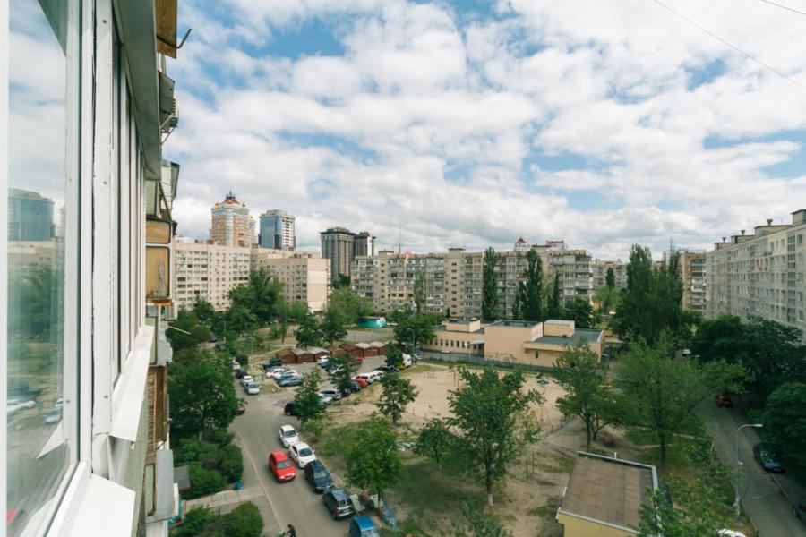 Apartment Near Dream Town Kiev Extérieur photo